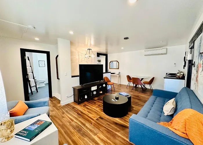 Bespoke Inn Flagstaff
