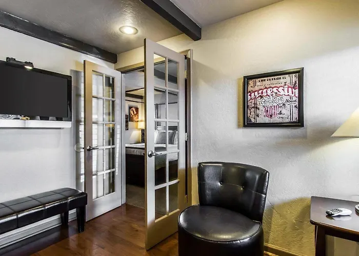 Rodeway Inn & Suites Williams Downtowner-Rte 66
